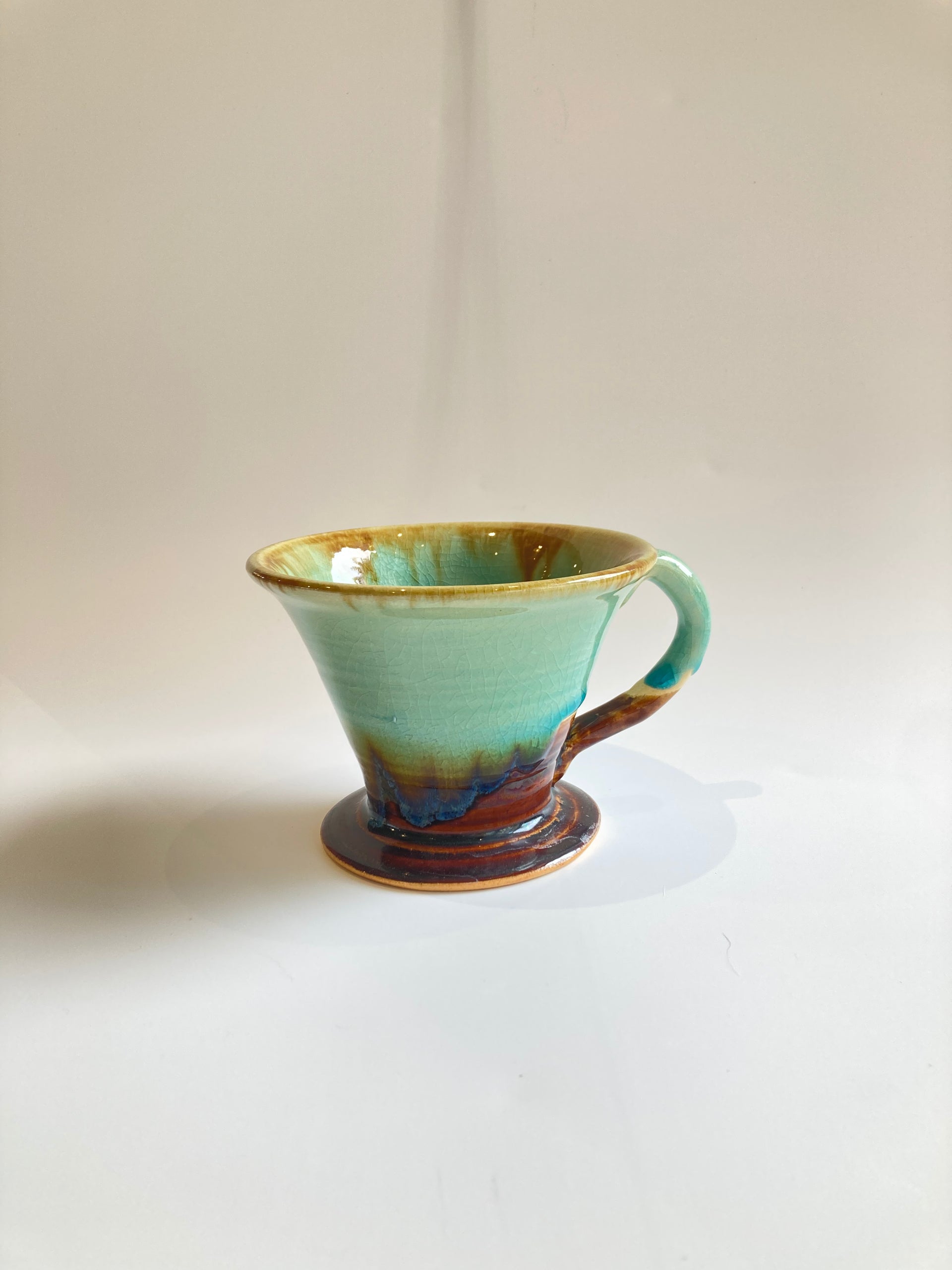 工房十鶴　十鶴　やちむん　コーヒードリッパー　ドリッパー　ドクロ 十鶴 やちむん コーヒードリッパー 工房十鶴 ドクロ柄 コーヒー